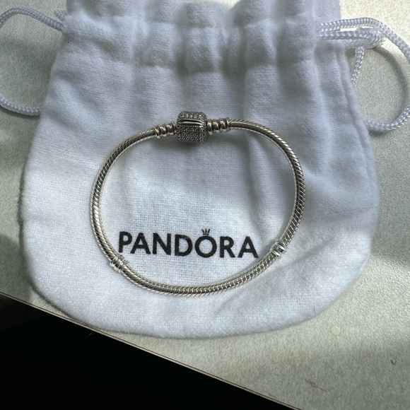 Pandora Moments Snake Chain Pave Bracelet - Picture 1 of 4
